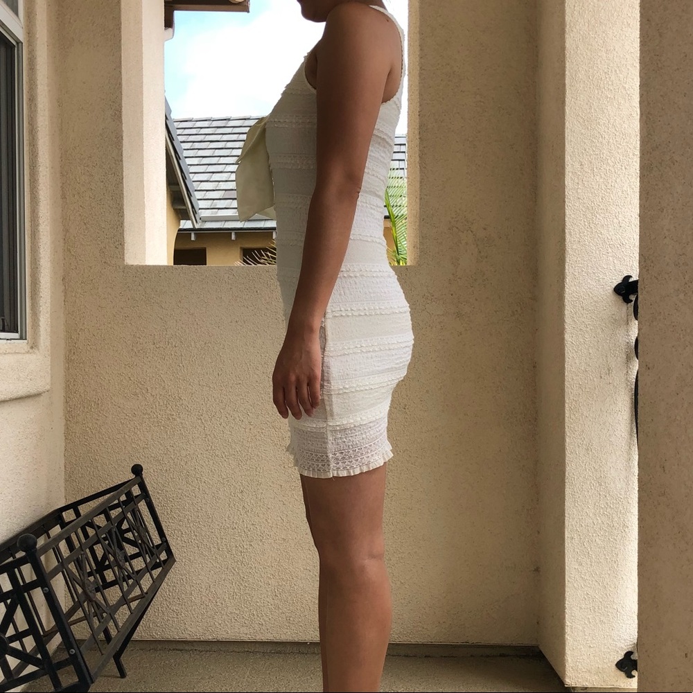 Dress - Picture 2 of 4